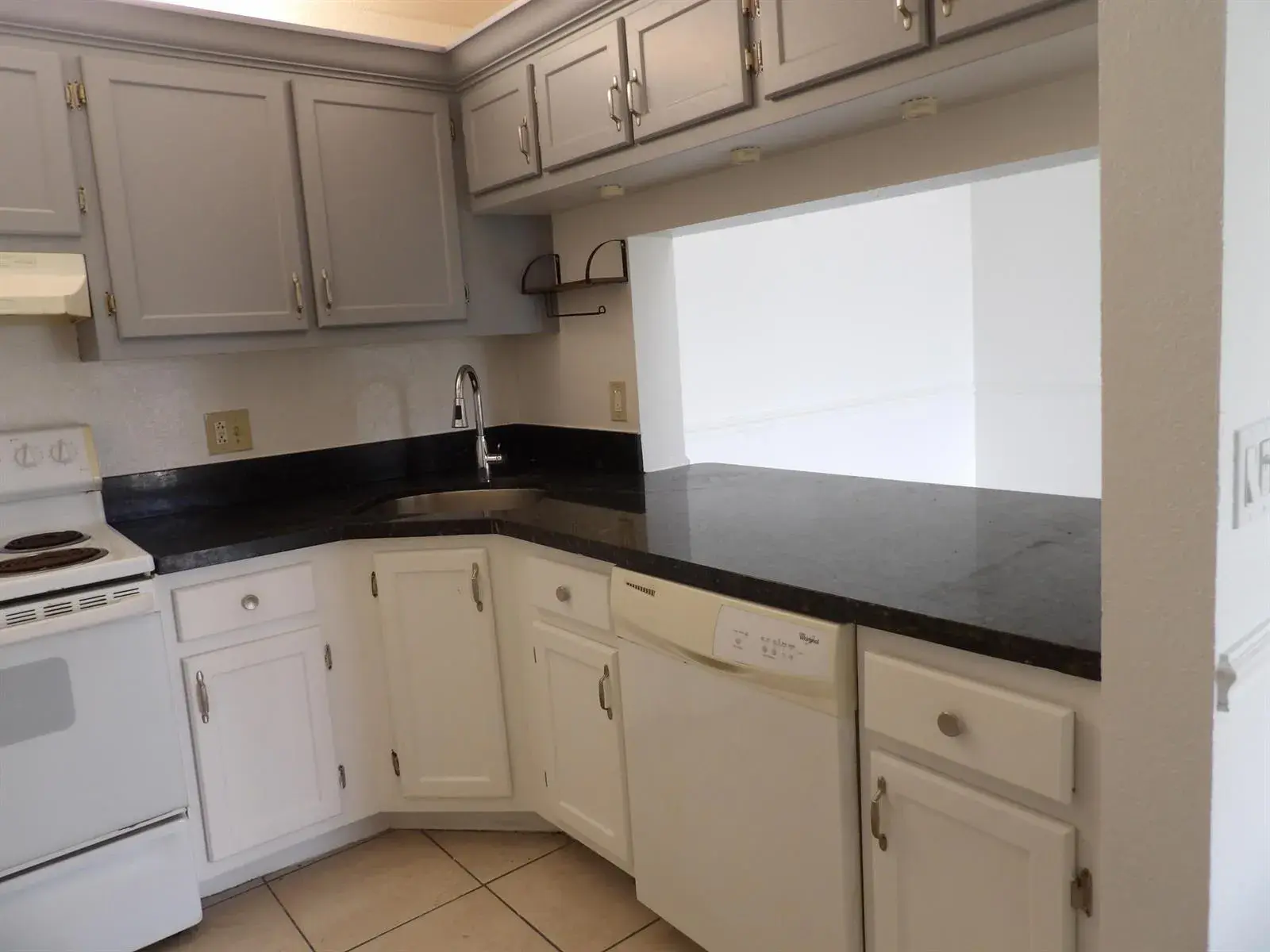 728 Sunny Pine Way # C3, FL 33415