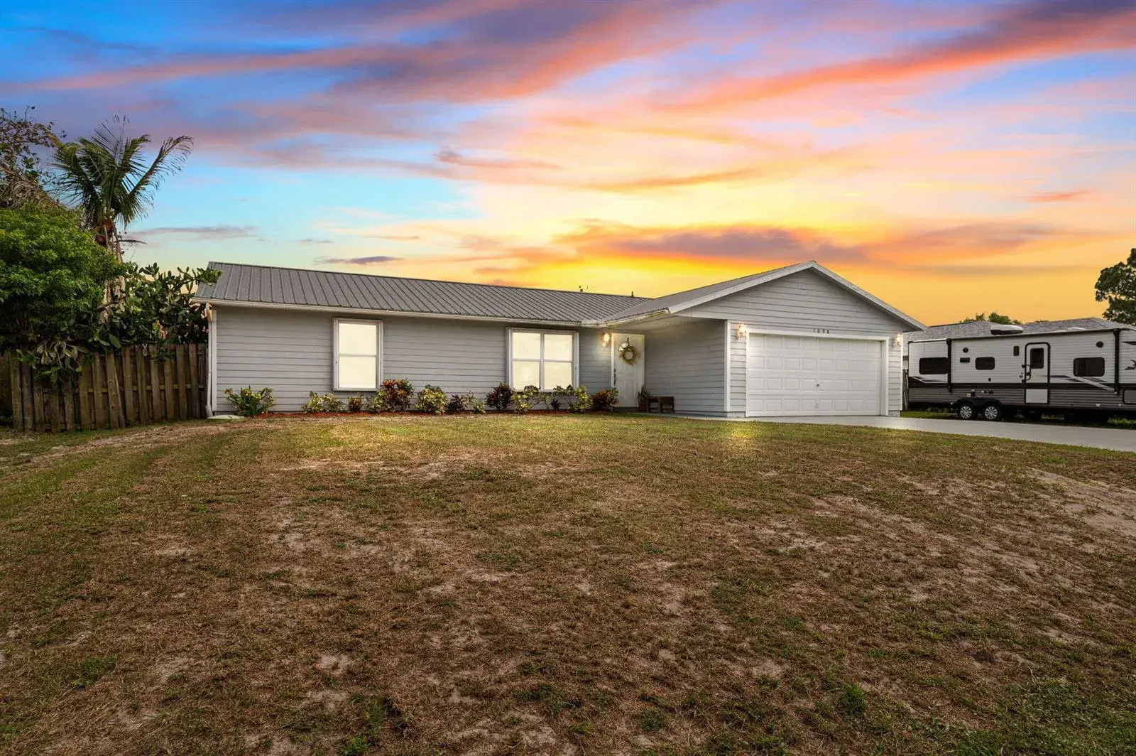 3 bedroom 2 bath Residential for sale at 1098 SW Janette Avenue, Port St. Lucie FL 34953