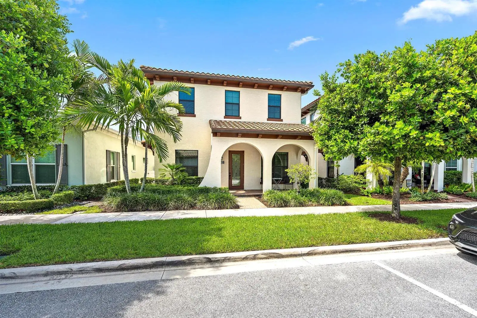 8023 Hobbes Way, Palm Beach Gardens FL 33418