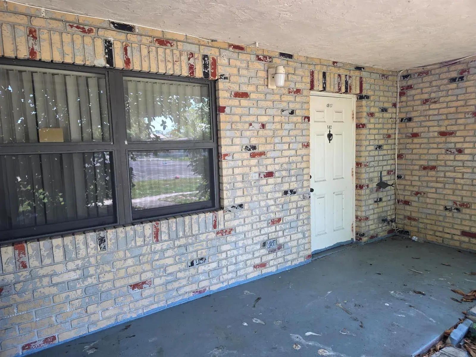 2 bedroom 1 bath Residential for sale at 4917 Freedom Circle, Lake Worth FL 33461