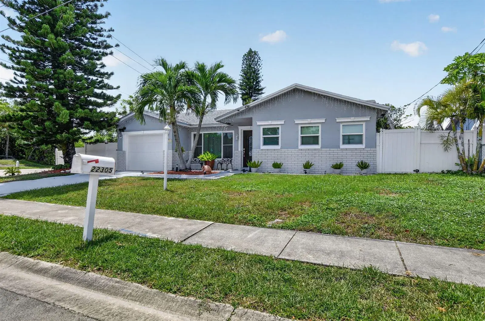 22305 SW 57th Avenue, Boca Raton FL 33428