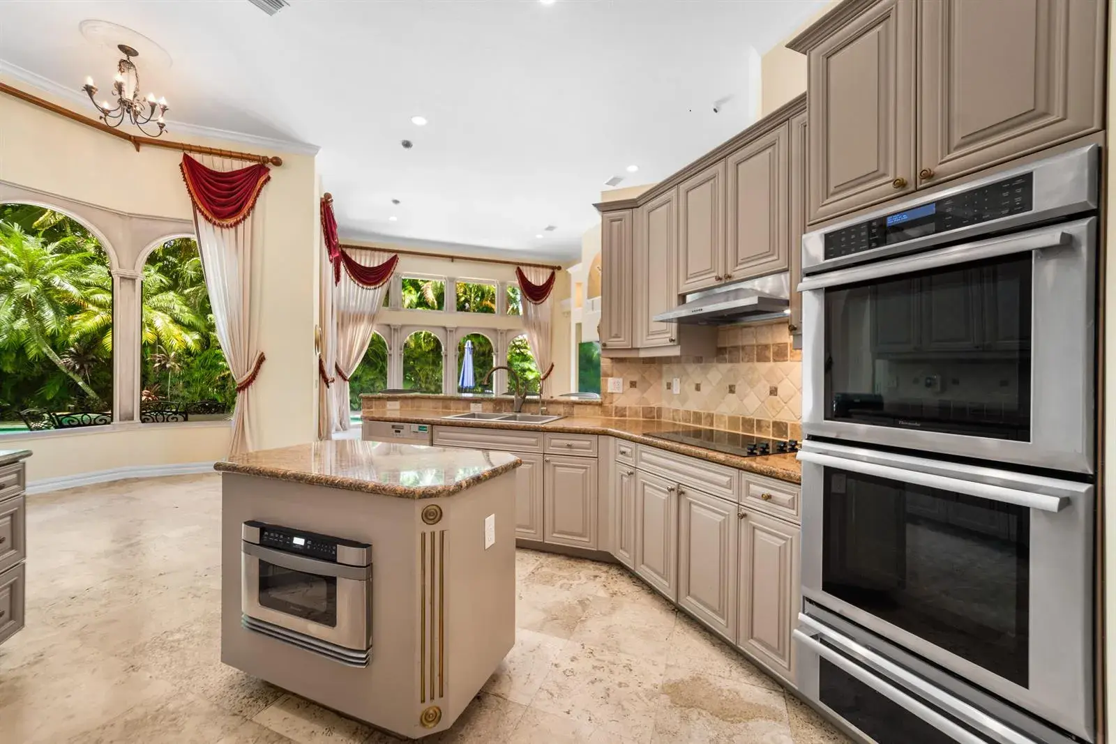 10253 NW 66th Drive, Parkland FL 33076
