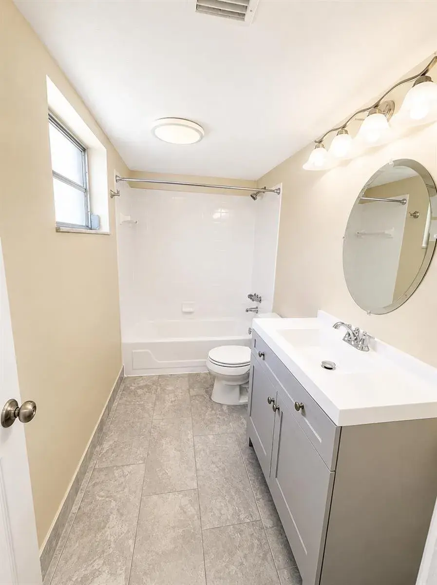 7830 NW 33rd Street, Hollywood FL 33024