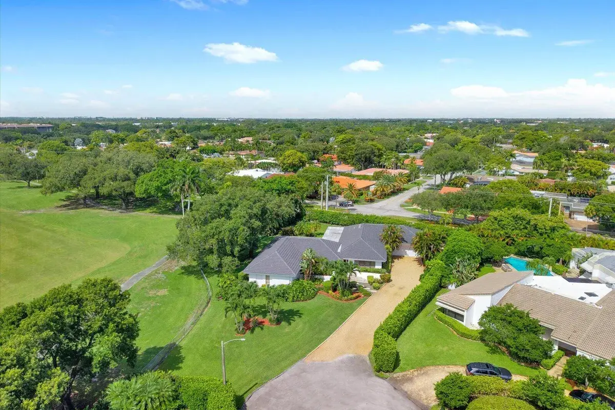 3500 N 45th Avenue, Hollywood FL 33021