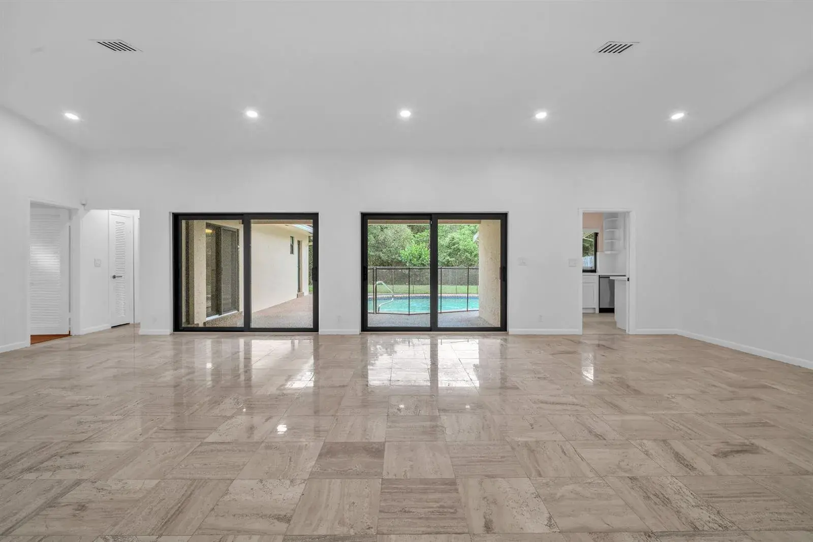 3020 N 34TH Street, Hollywood FL 33021