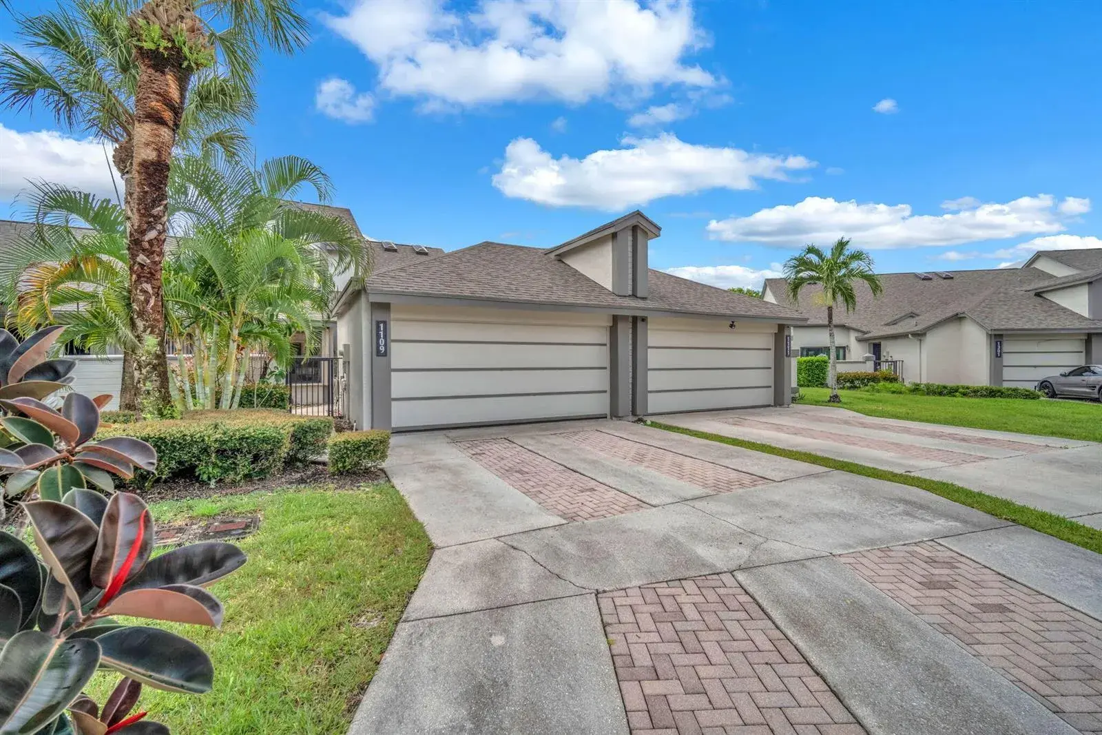 1109 LANDINGS Boulevard, FL 33413