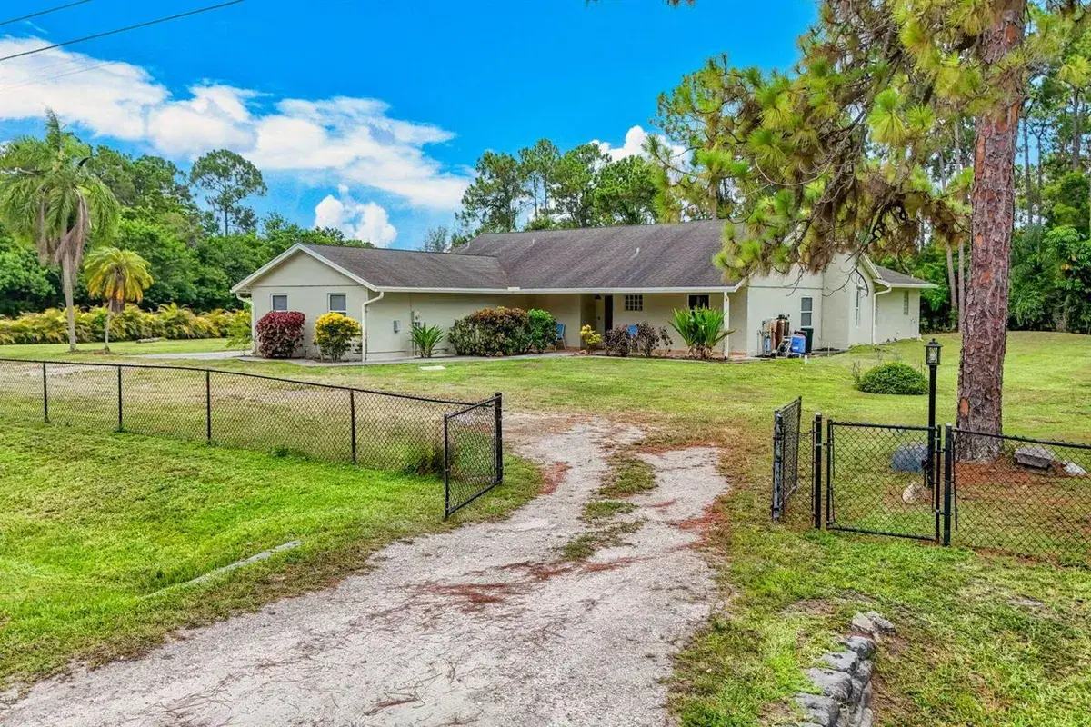 15732 82ND Lane N, FL 33470