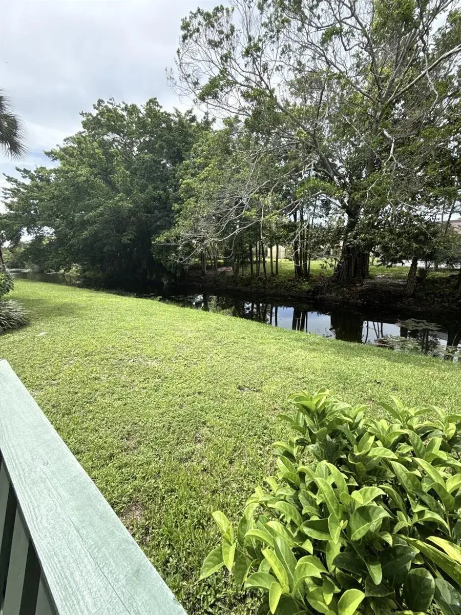 8919 NW 28th Drive, Coral Springs FL 33065