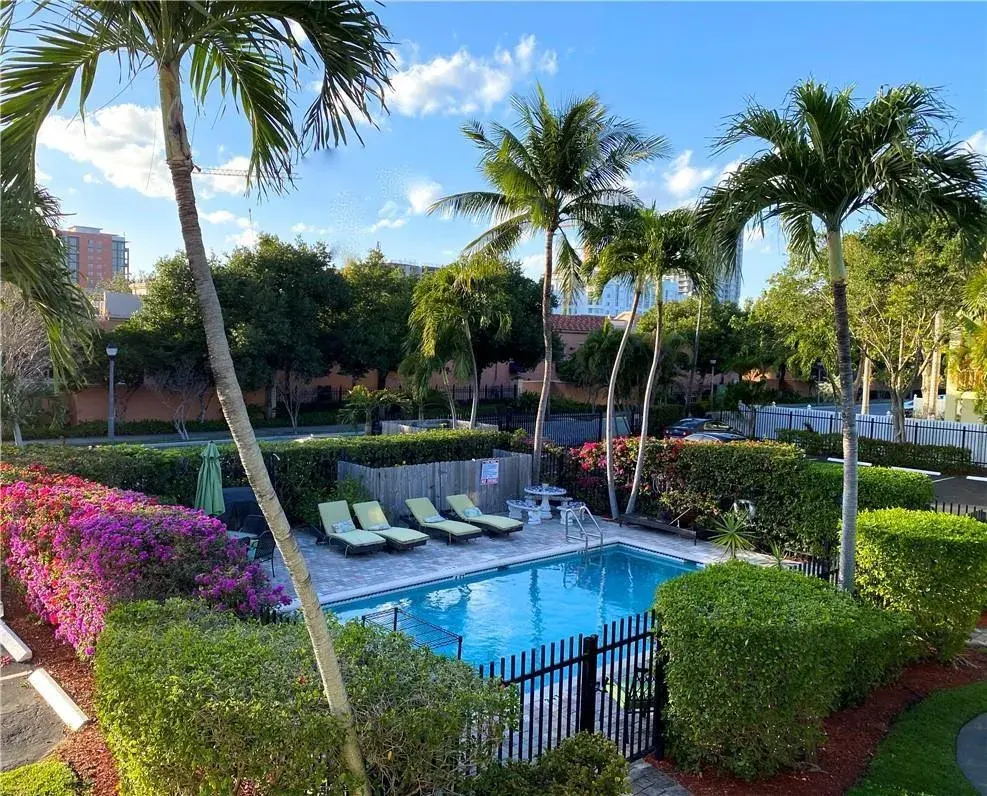 1 bedroom 1 bath Residential for sale at 600 NE 7TH Avenue # 14, Fort Lauderdale FL 33304