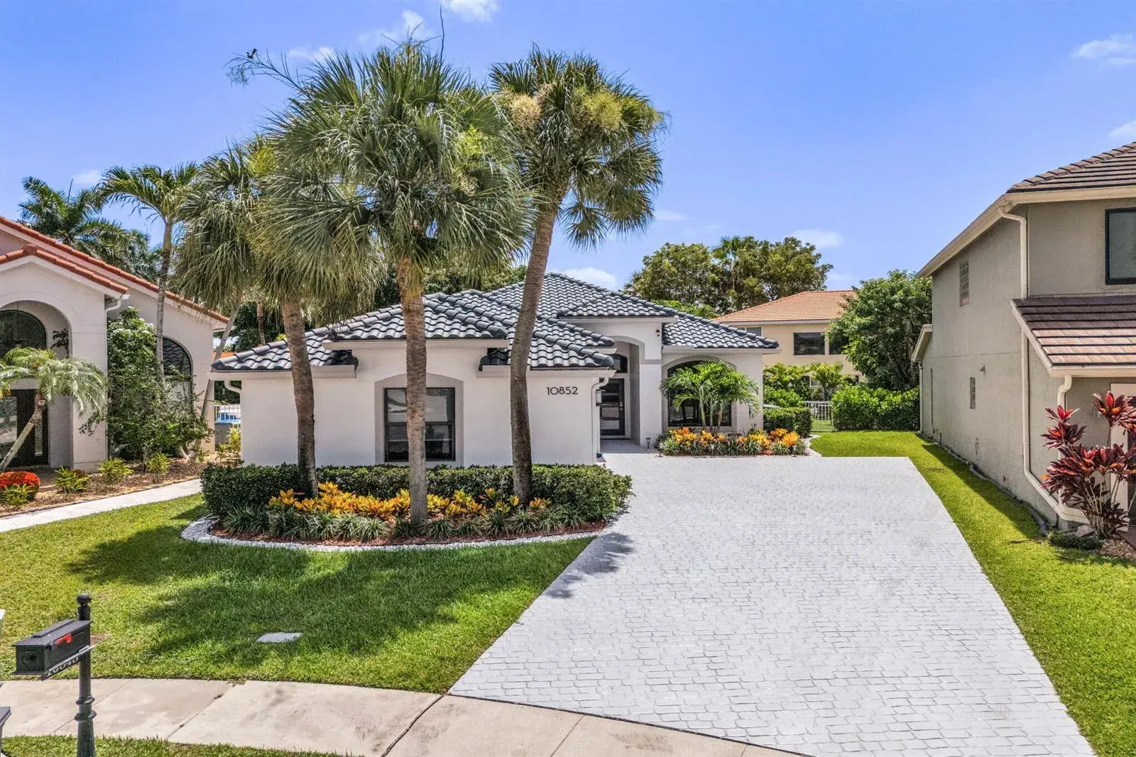 10852 LA SALINAS Circle, Boca Raton FL 33428