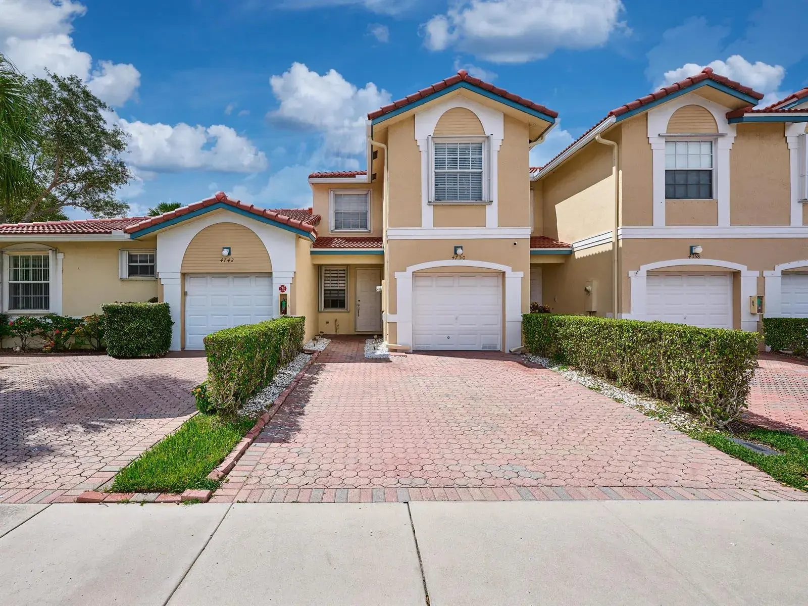 4750 NW 117th Avenue, Coral Springs FL 33076