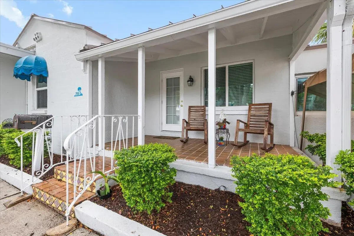 305 NE 14th Avenue, Fort Lauderdale FL 33301