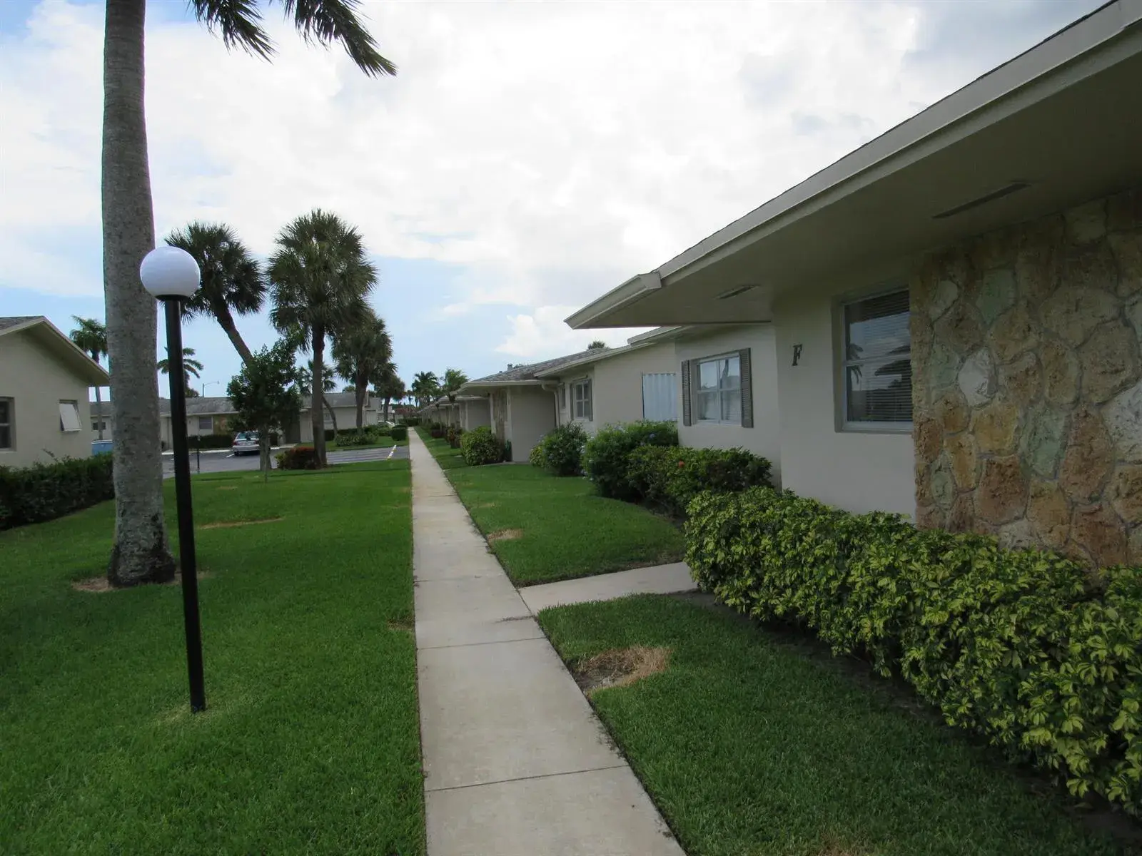 2679 Emory Drive E # F, West Palm Beach FL 33415