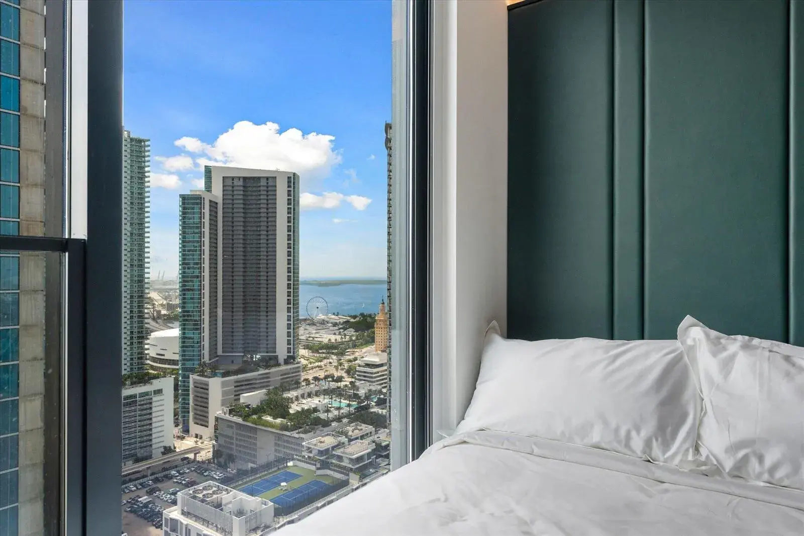 20 NE 11th Street, Miami FL 33132