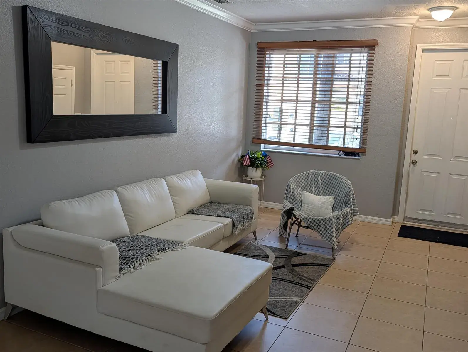 238 SE 2nd Avenue, Hallandale Beach FL 33009