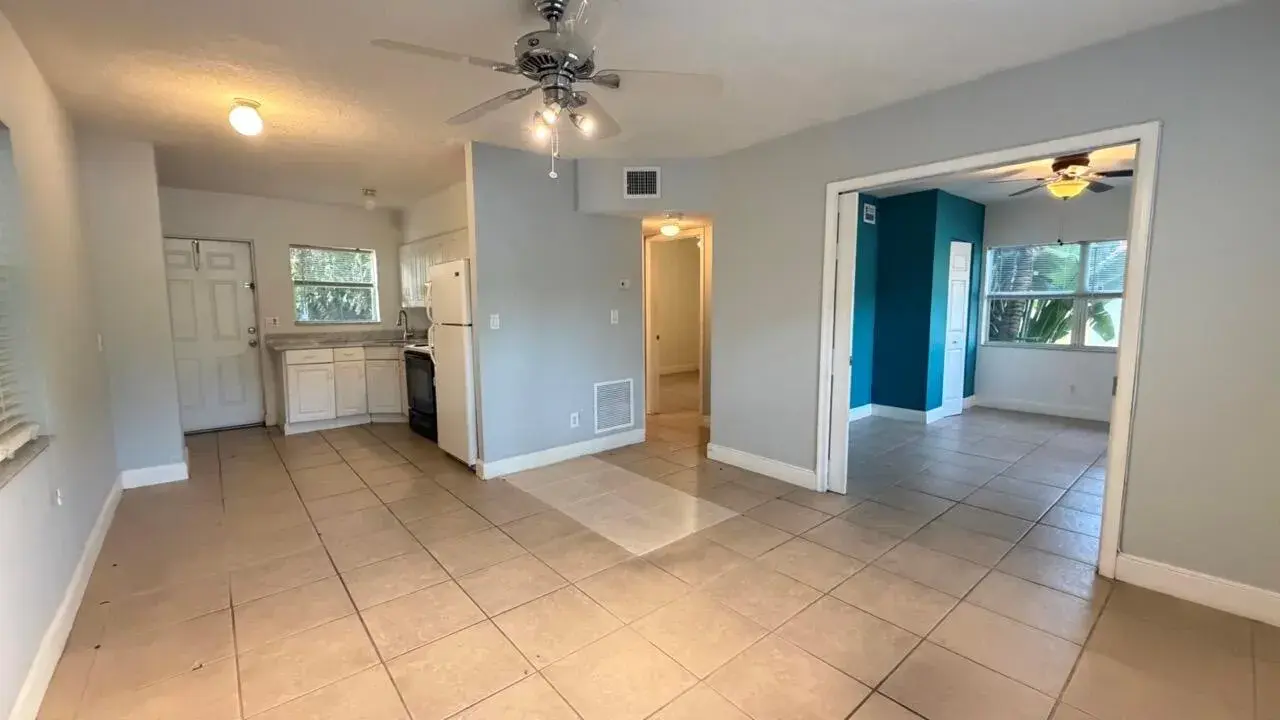2 bedroom 2 bath Residential Lease for rent at 1301 NE 15th Street Unit 3, Fort Lauderdale FL 33304