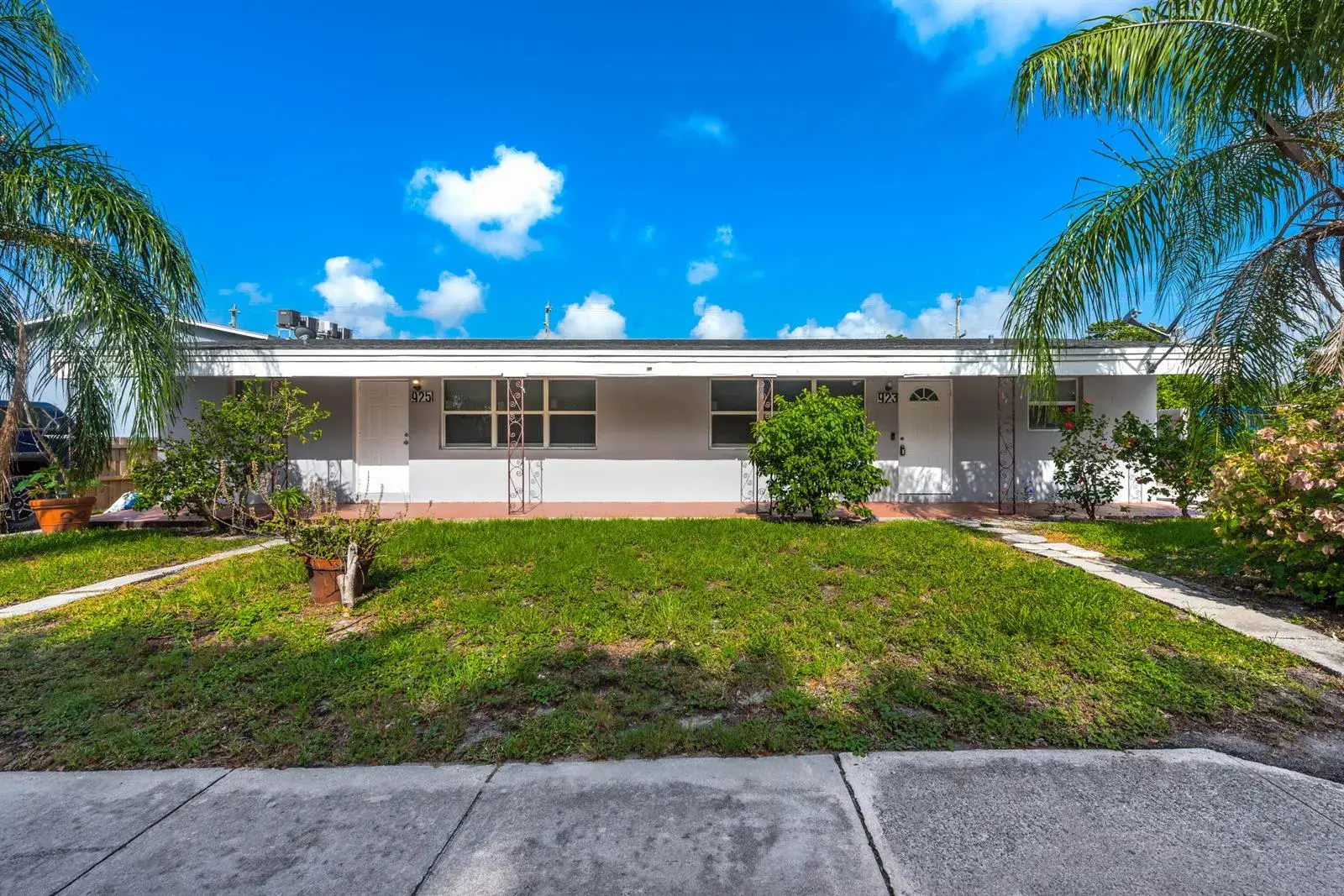 Residential Income for sale at 925 S Pine Street, Lake Worth FL 33460