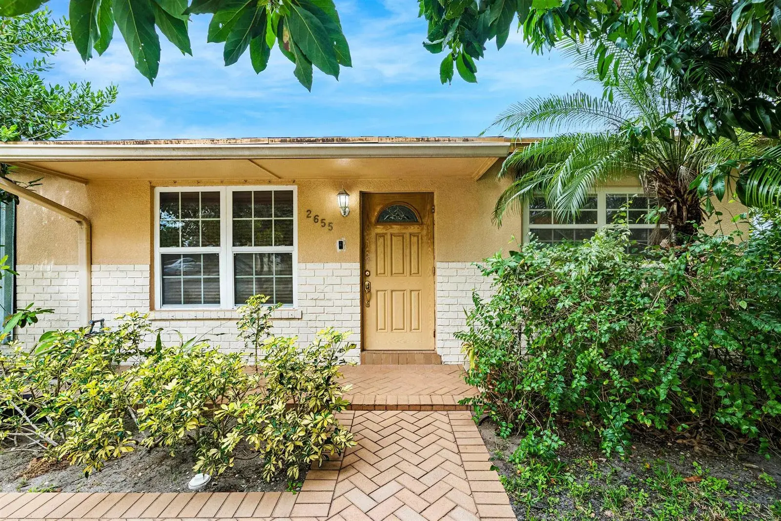 3 bedroom 2 bath Residential for sale at 2655 Dorson Way, Delray Beach FL 33445