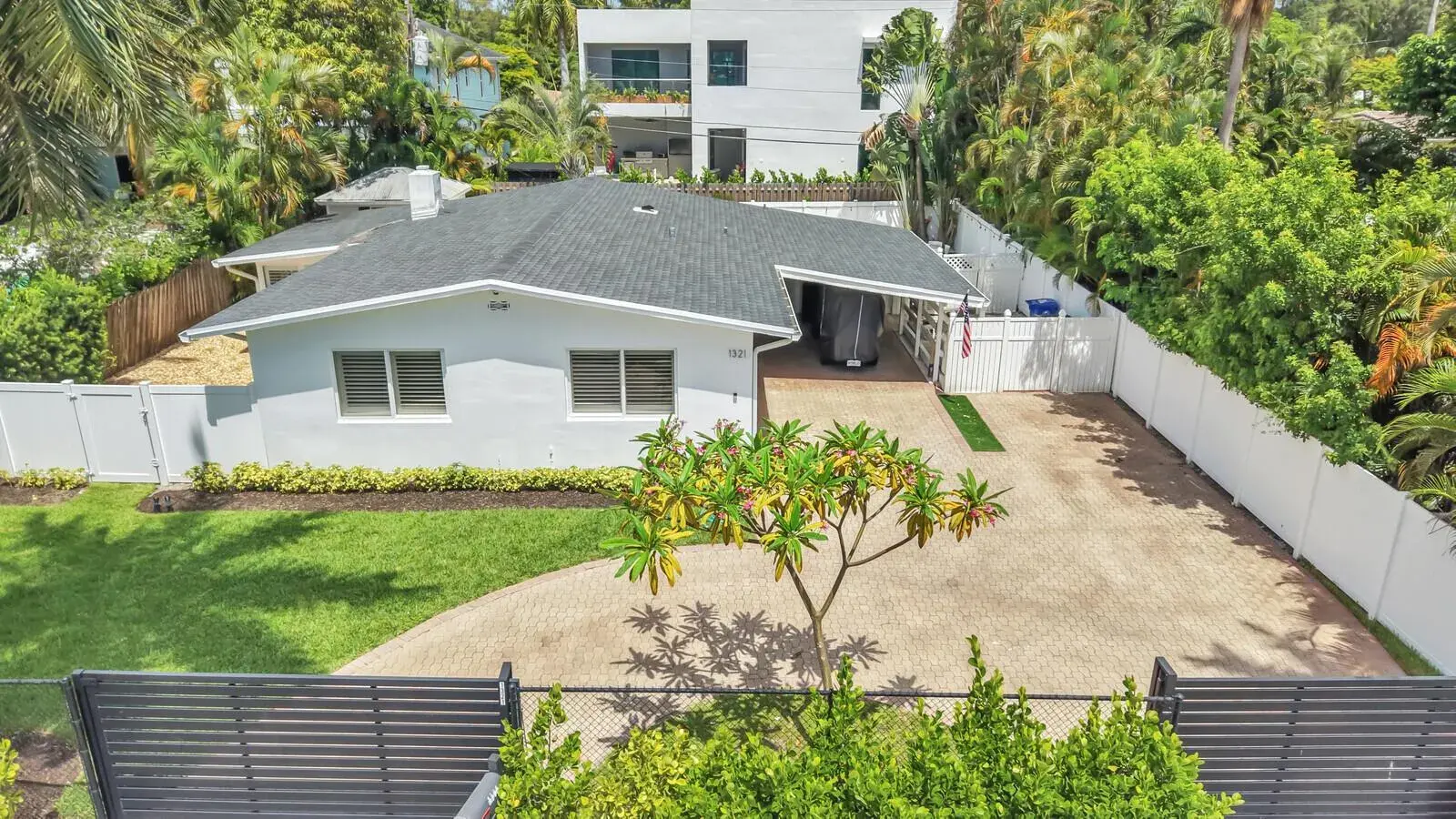 1321 CORDOVA Road, Fort Lauderdale FL 33316