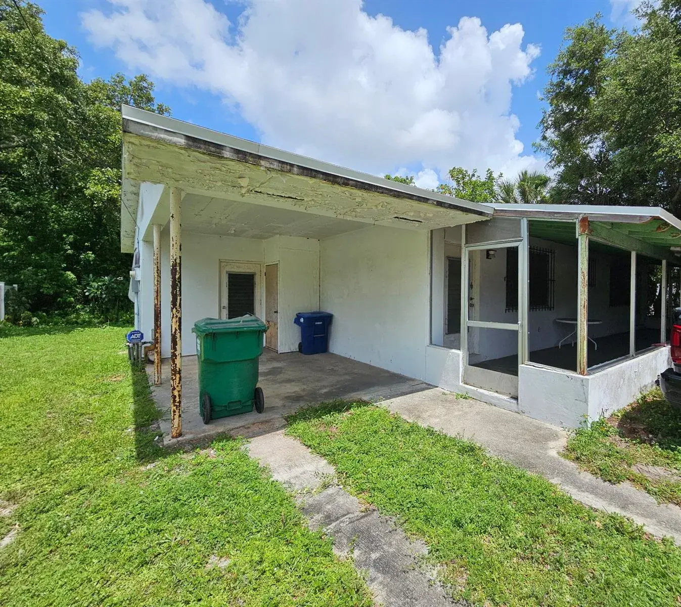 15250 NE 2ND Avenue, Miami FL 33162