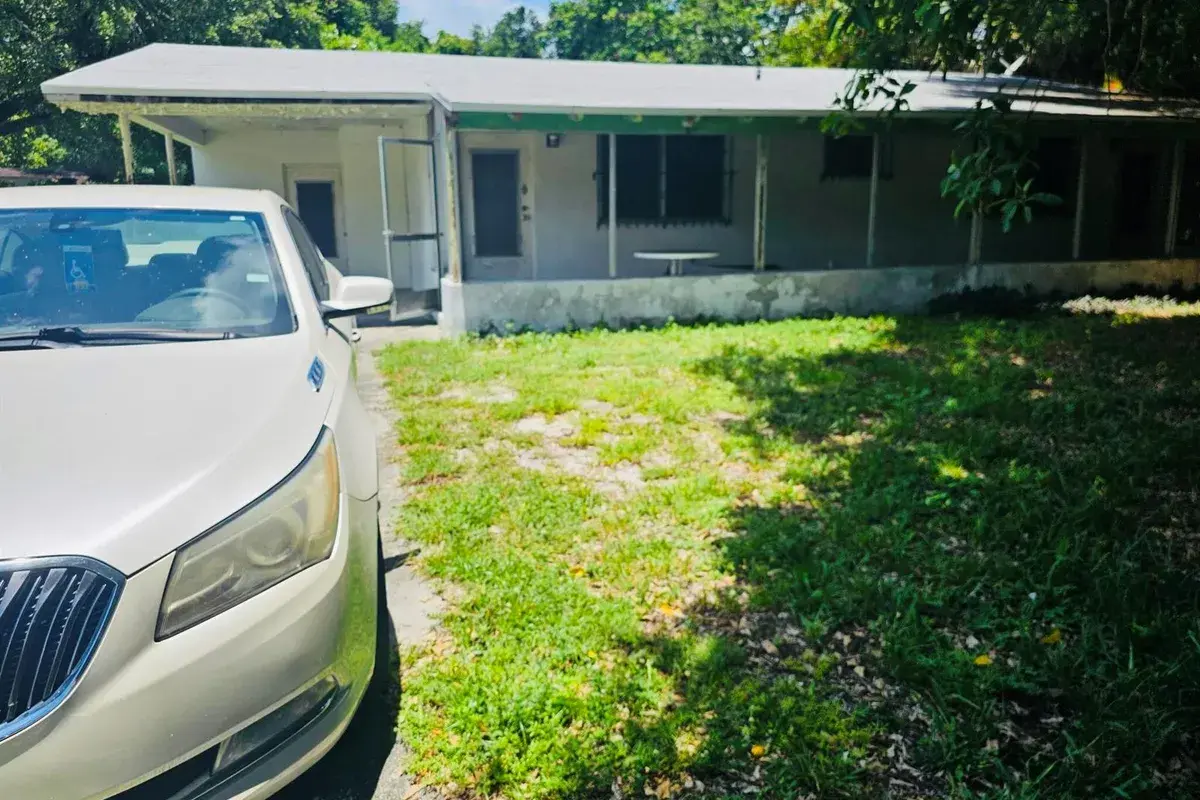 15250 NE 2ND Avenue, Miami FL 33162
