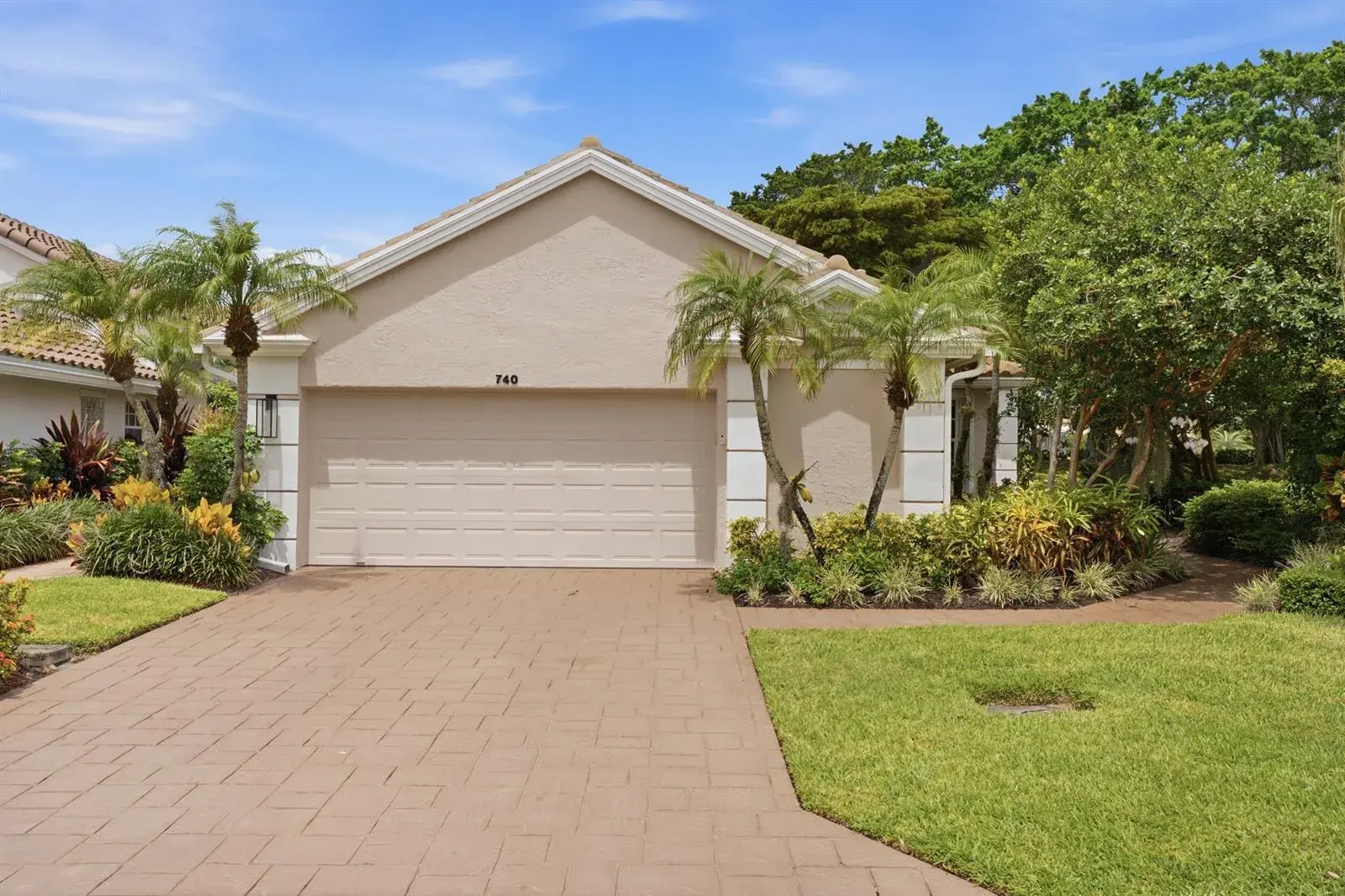 740 Pinehurst Way, Palm Beach Gardens FL 33418