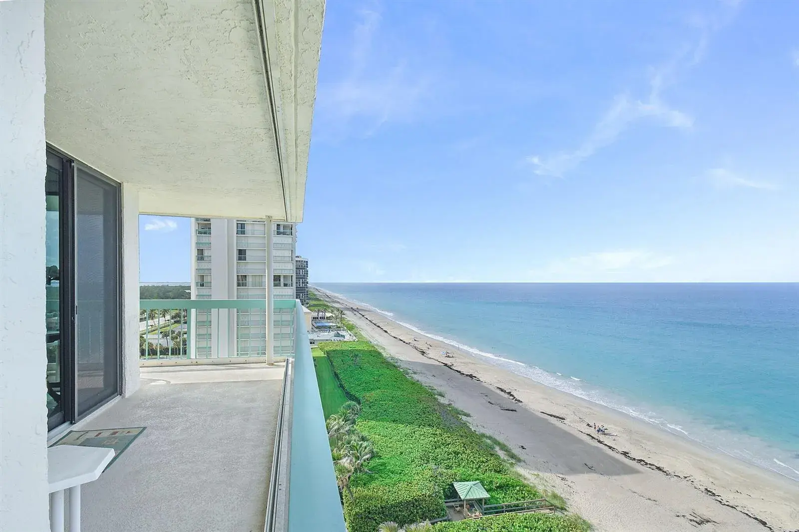 2 bedroom 2 bath Residential for sale at 9940 S OCEAN Drive # 1101, Jensen Beach FL 34957