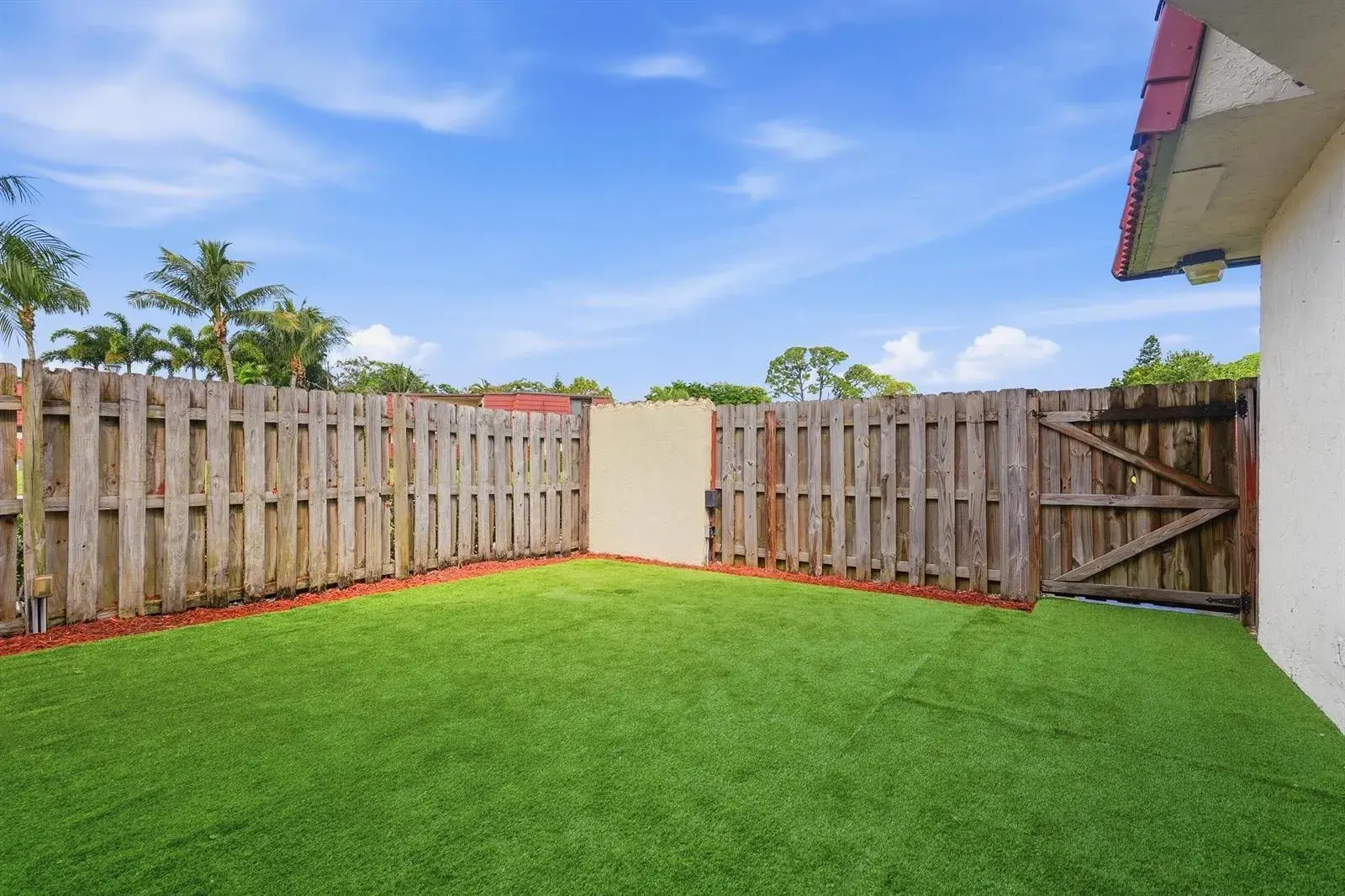 3801 VICTORIA Drive, West Palm Beach FL 33406
