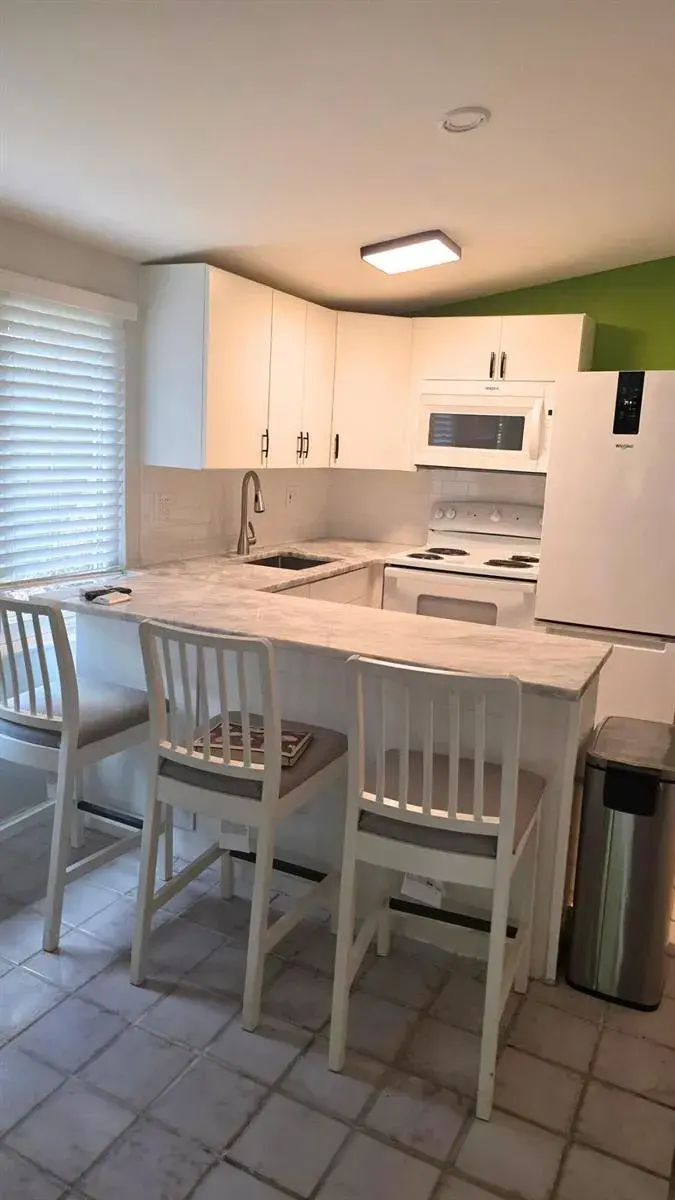 1716 NE 17th Way, Fort Lauderdale FL 33305