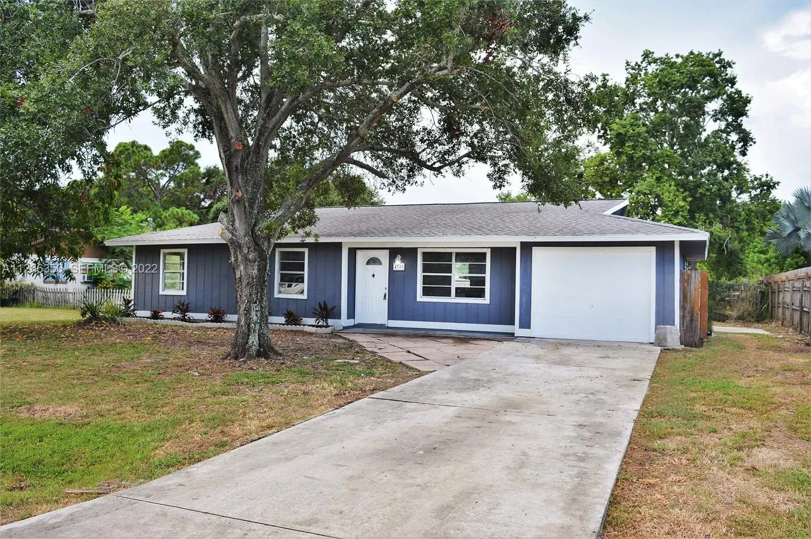 3 bedroom 2 bath Residential for sale at 4703 Myrtle Drive, Fort Pierce FL 34982
