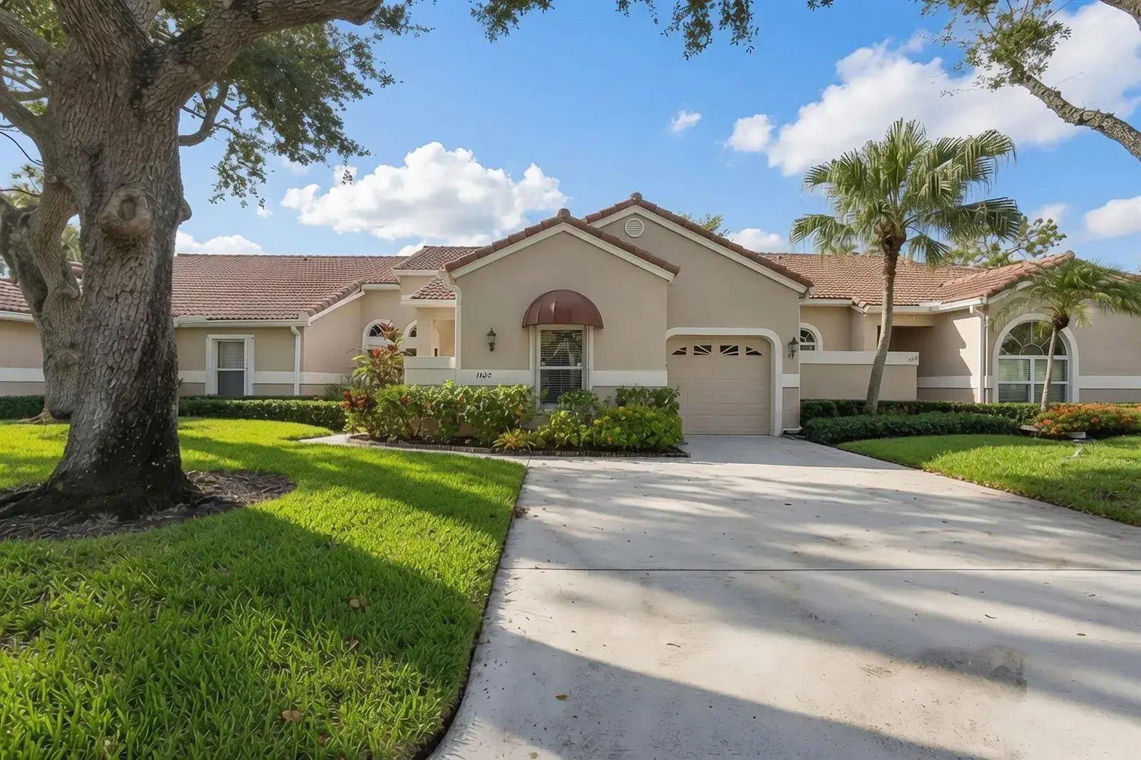 2 bedroom 2 bath Residential for sale at 1602 Rosewood Way, Palm Beach Gardens FL 33418