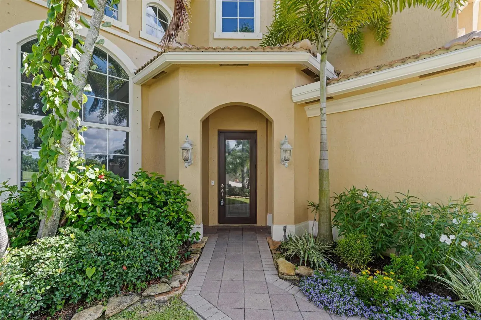 5 bedroom 4 bath Residential for sale at 2643 Arbor Lane, Royal Palm Beach FL 33411