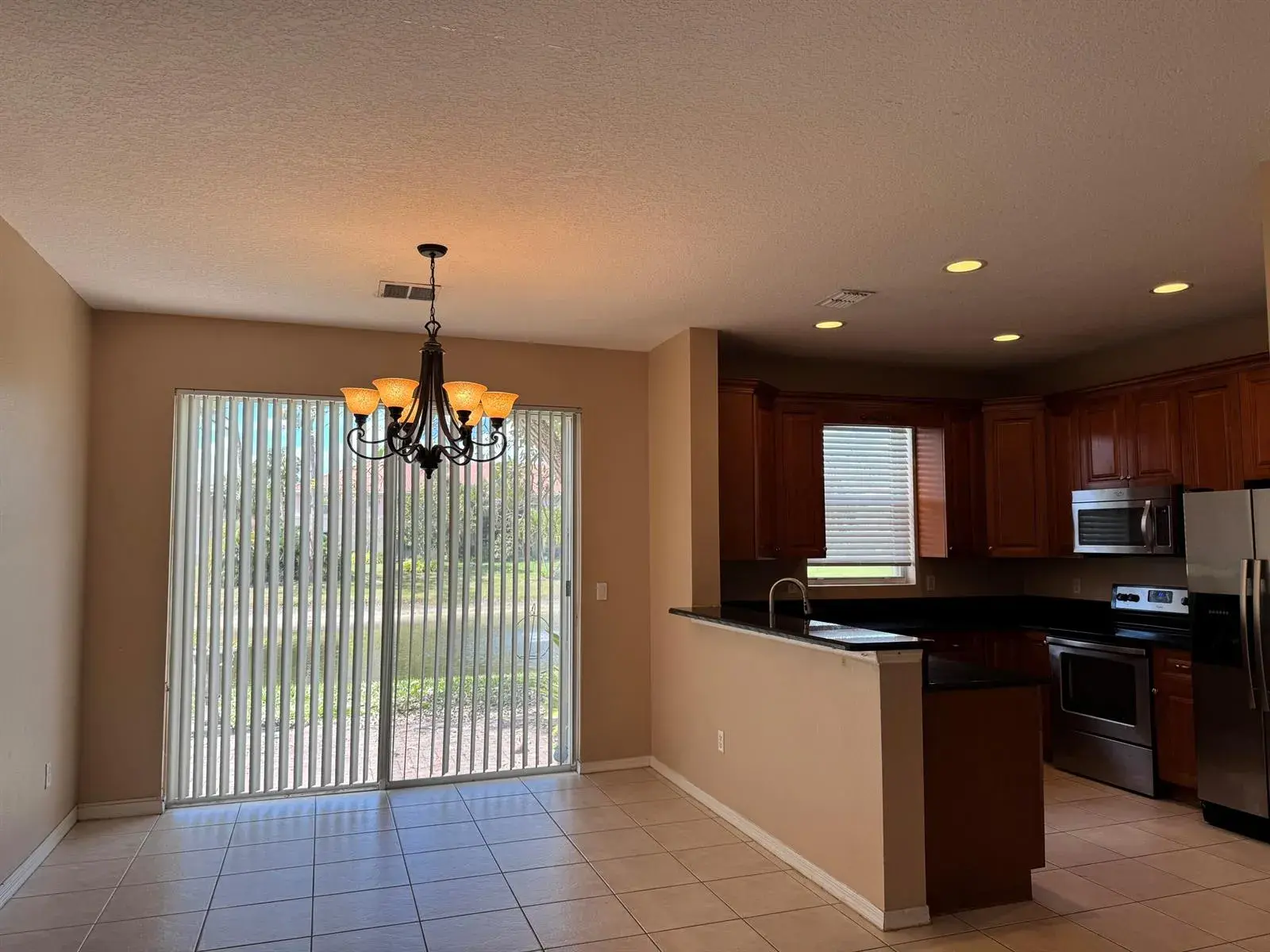 911 Seminole Palms Drive, FL 33463