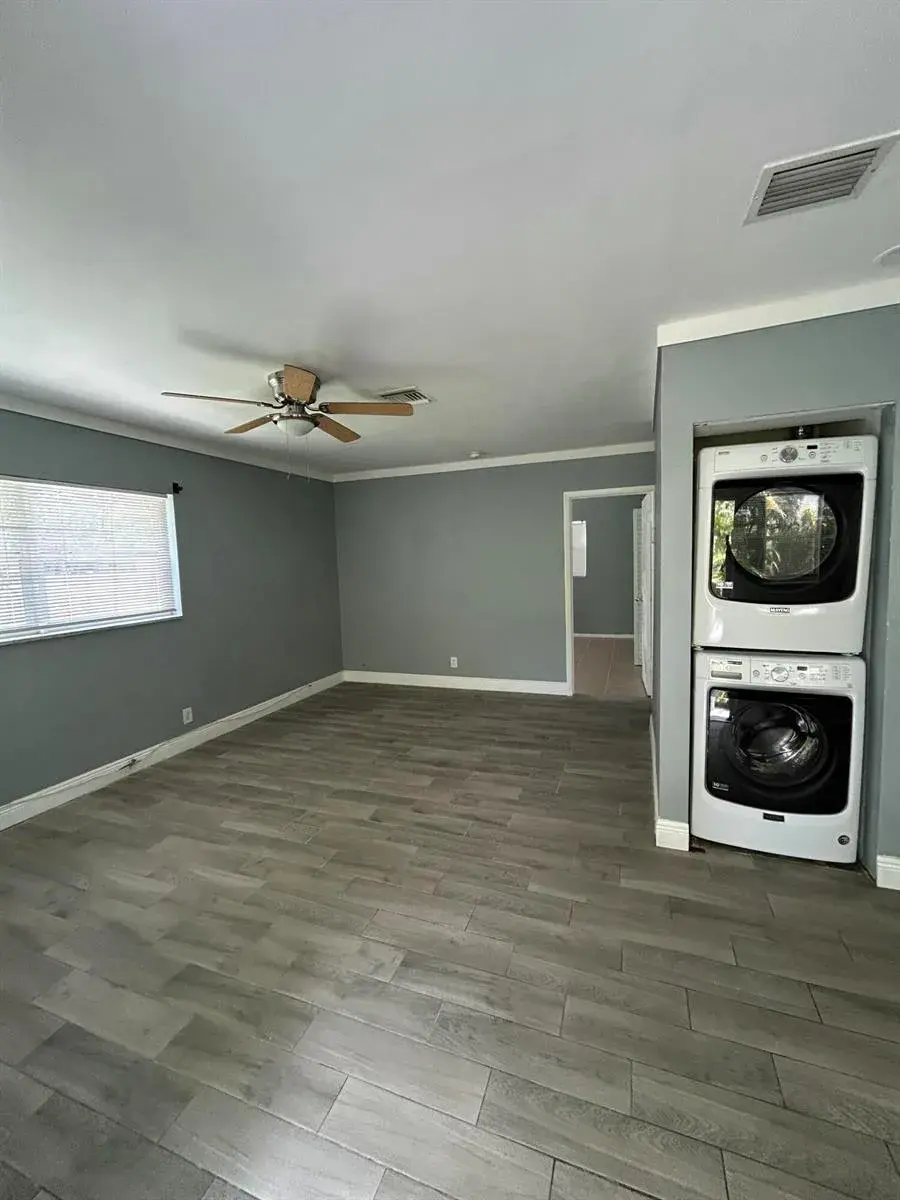 1435 SW 24th Court # B, Fort Lauderdale FL 33315