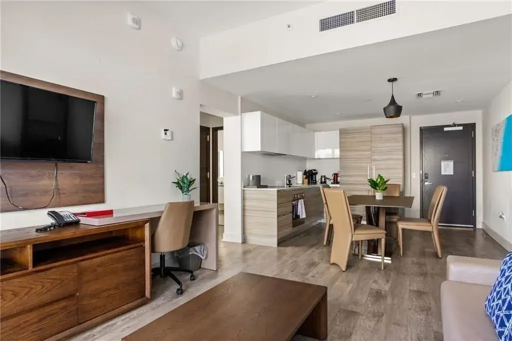 777 N Ocean Drive # N206, Hollywood FL 33019