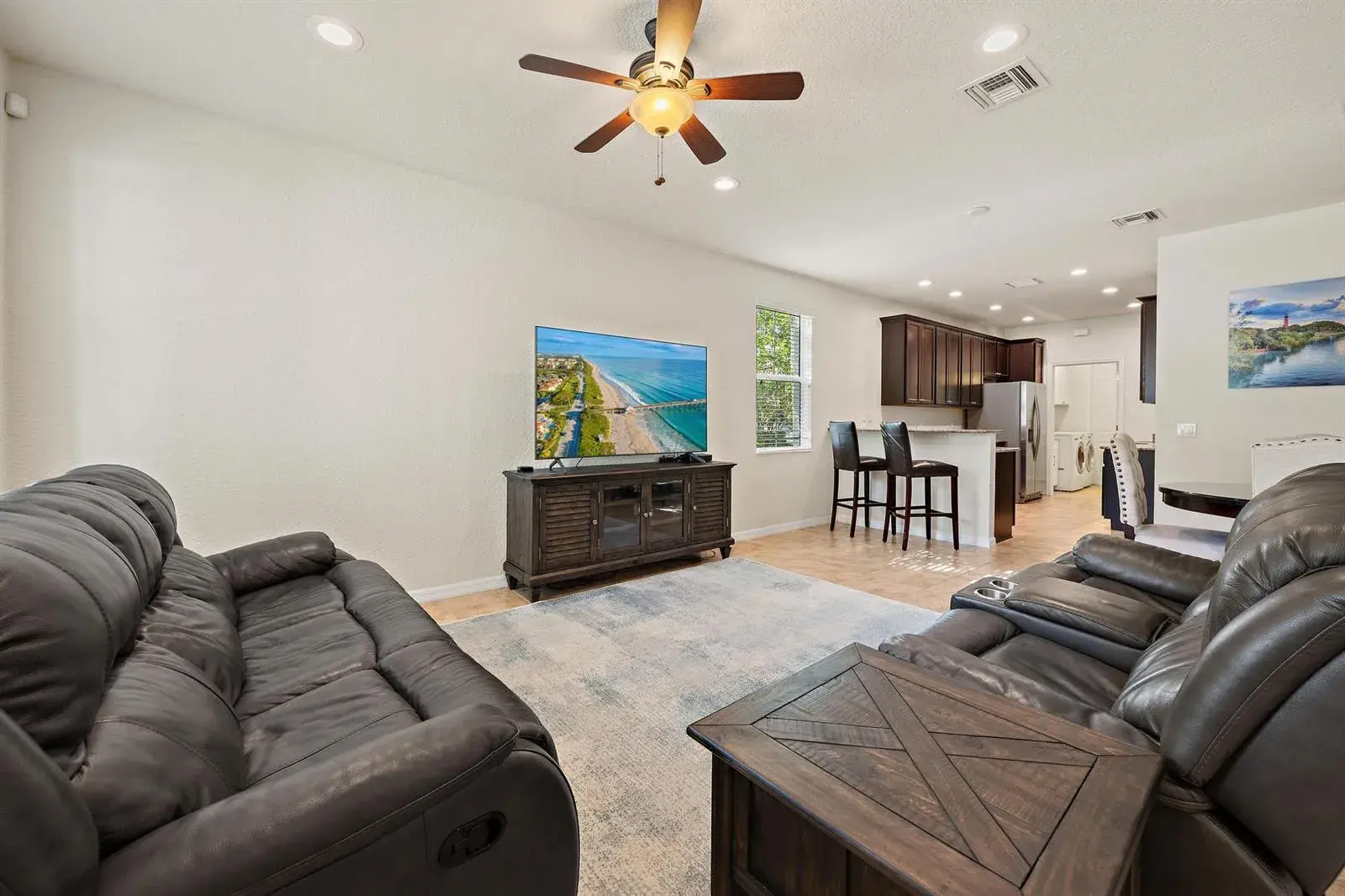 1156 S COMMUNITY Drive, Jupiter FL 33458