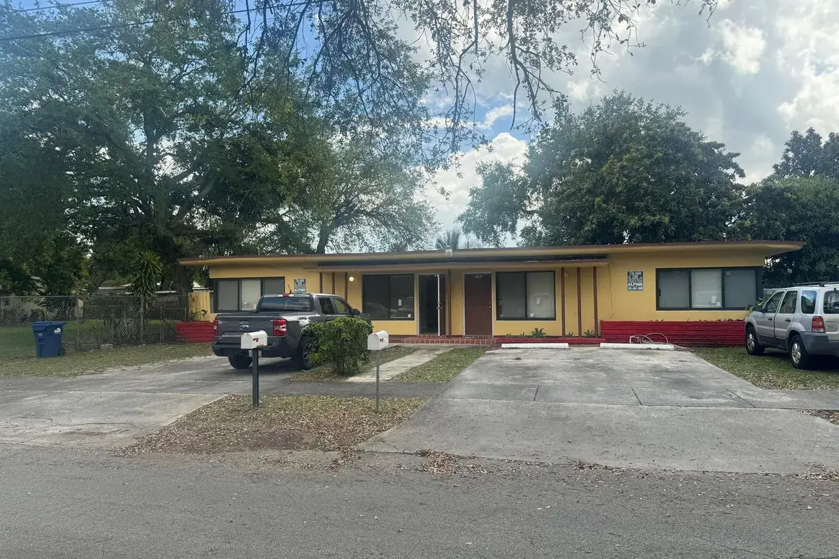 2360 NW 98TH Street, Miami FL 33147