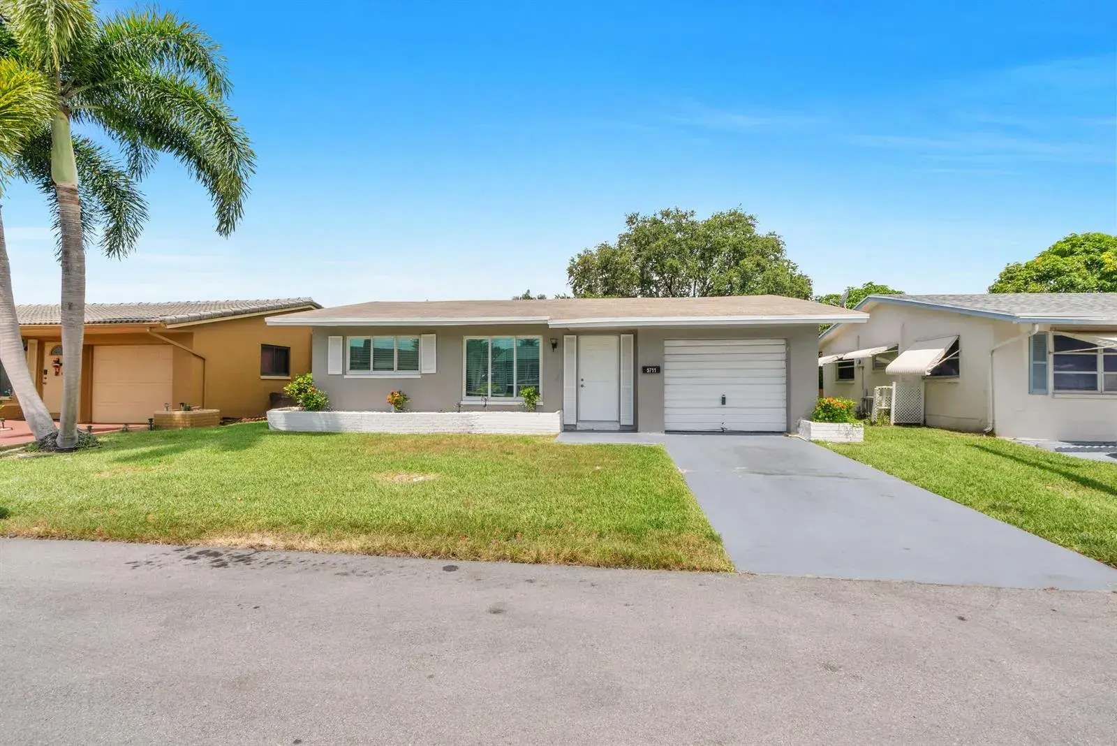 3 bedroom 1 bath Residential for sale at 5711 NW 65TH Way, Tamarac FL 33321