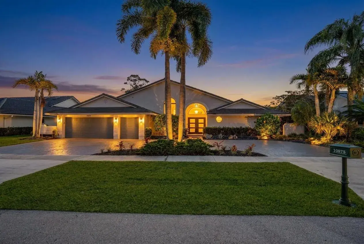 10875 Boca Woods Lane, Boca Raton FL 33428
