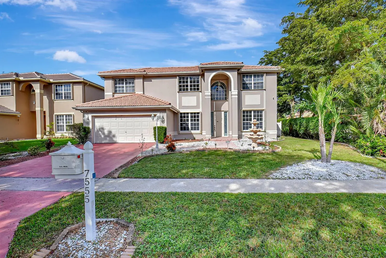 4 bedroom 2 bath Residential for sale at 7555 CEDAR HURST Court, FL 33467