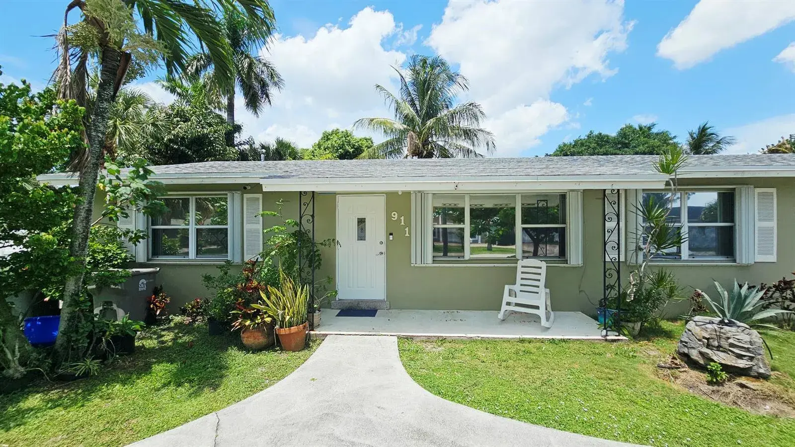 3 bedroom 2 bath Residential Lease for rent at 911 Burch Drive, West Palm Beach FL 33415