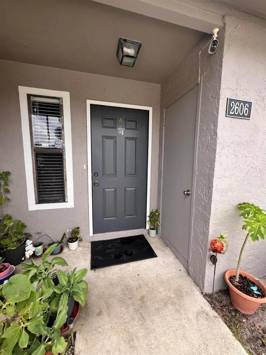 2606 CANALSIDE Drive, FL 33463