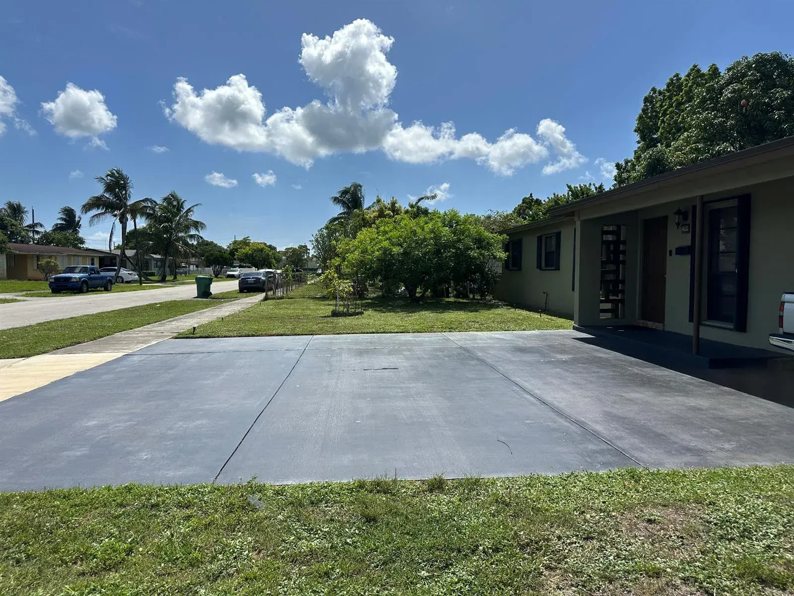 400 NW 184th Terrace # 400, Miami FL 33169