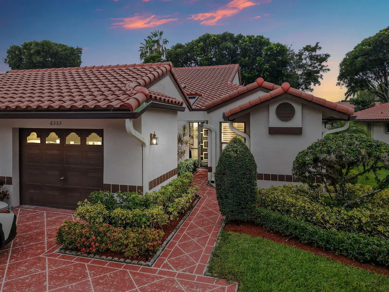 6353 Royal Manor Circle, Delray Beach FL 33484