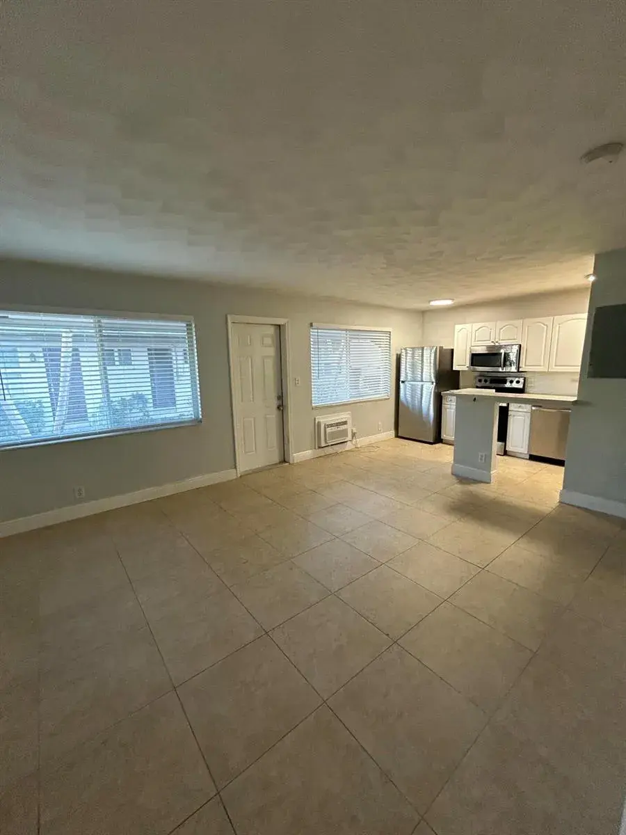 925 NE 17th Avenue # 1, Fort Lauderdale FL 33304