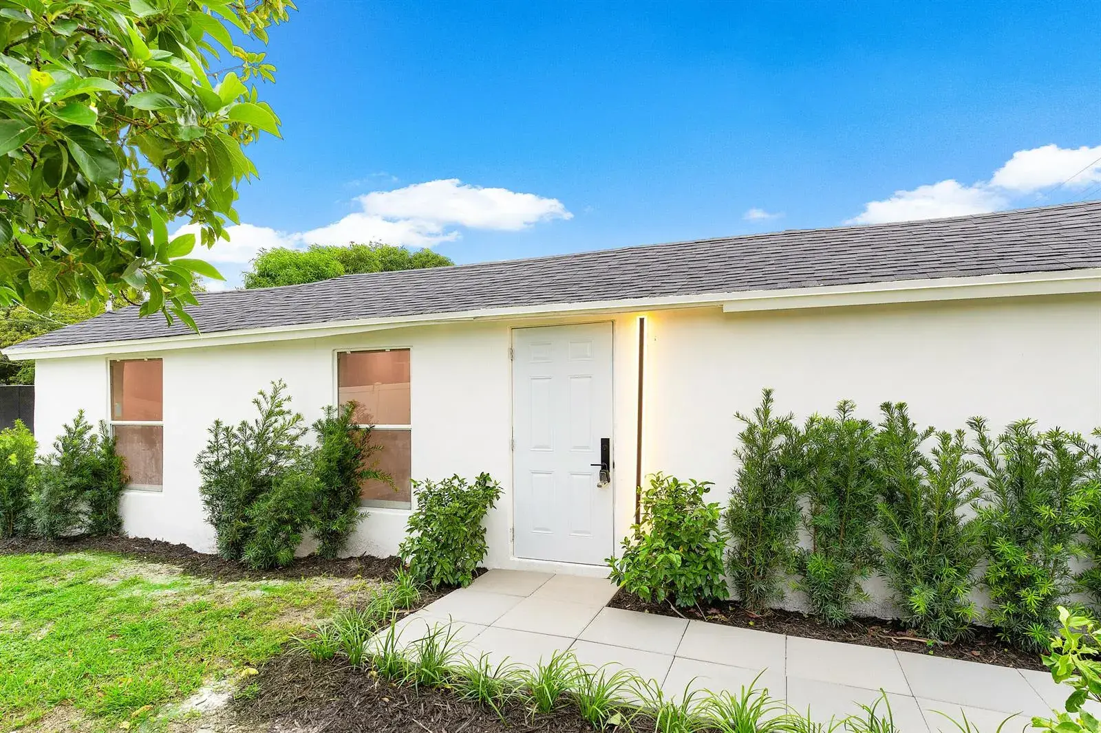 107 SW 4TH Avenue, Delray Beach FL 33444