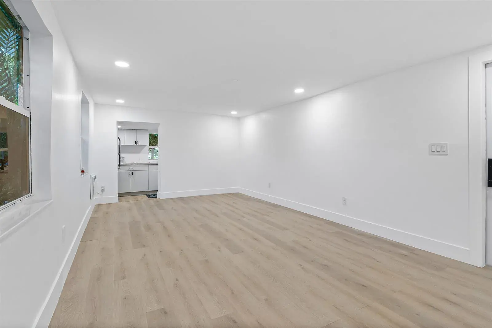 107 SW 4TH Avenue, Delray Beach FL 33444