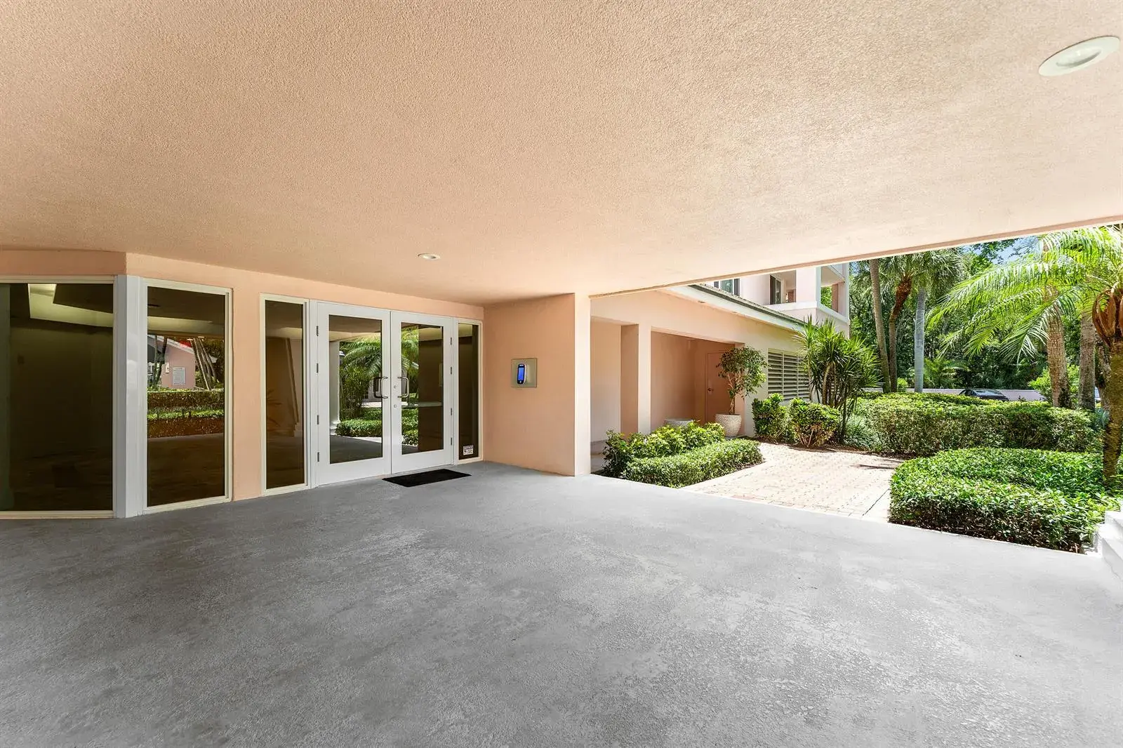 790 Andrews Avenue # C206, Delray Beach FL 33483
