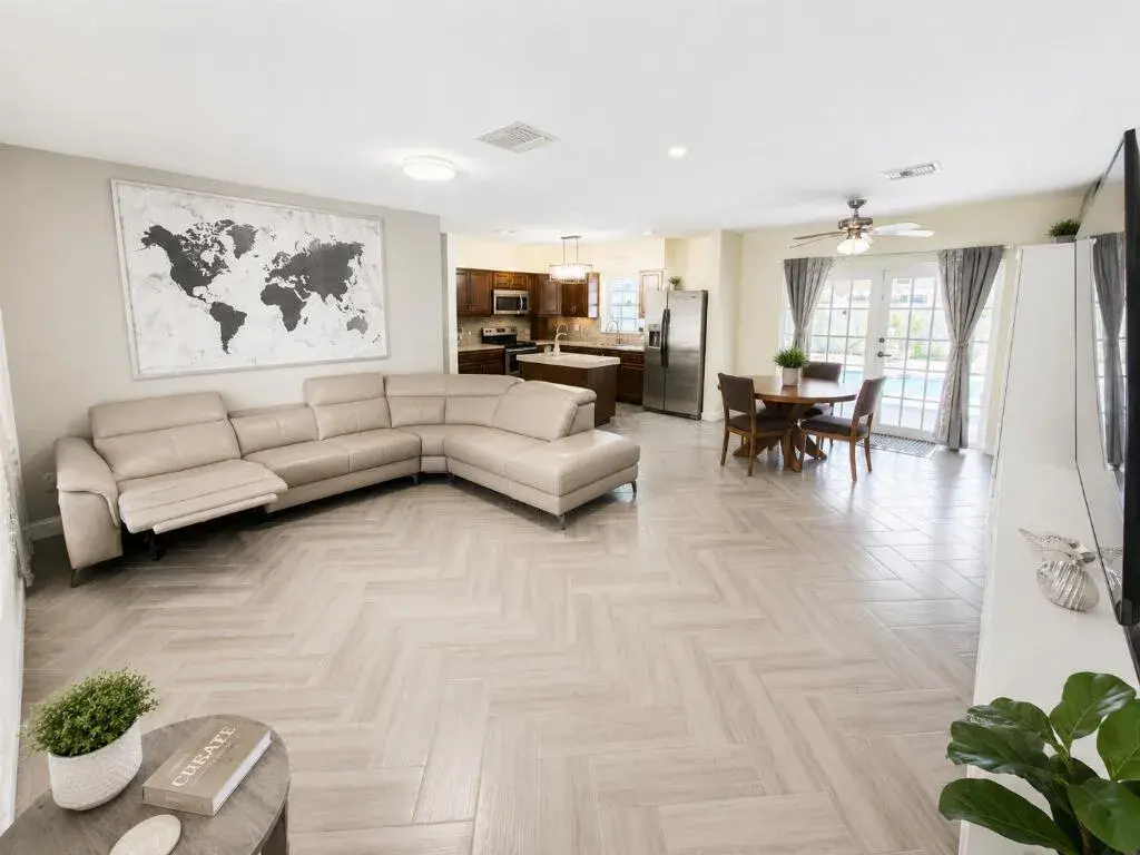 7120 SW 13TH Street, Pembroke Pines FL 33023