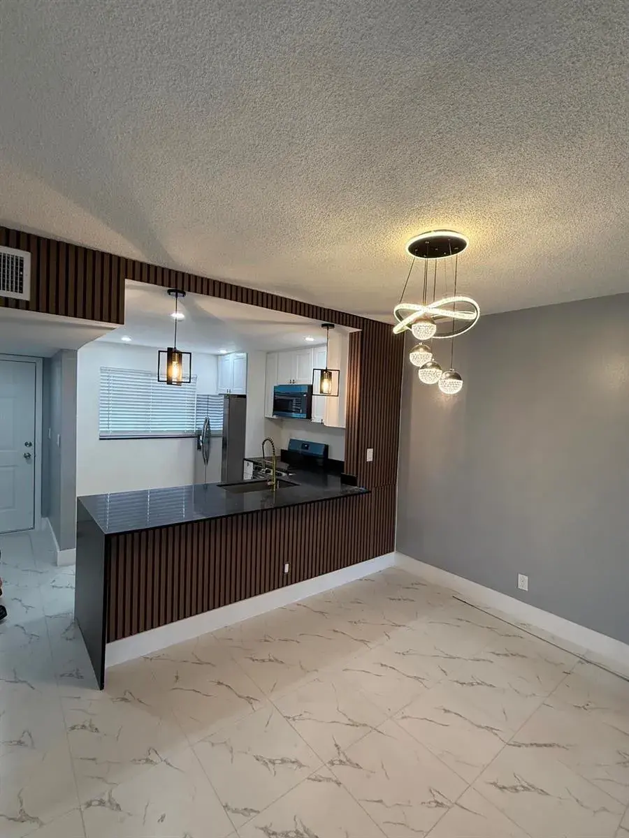 1103 NW 58TH Terrace # 317, Sunrise FL 33313